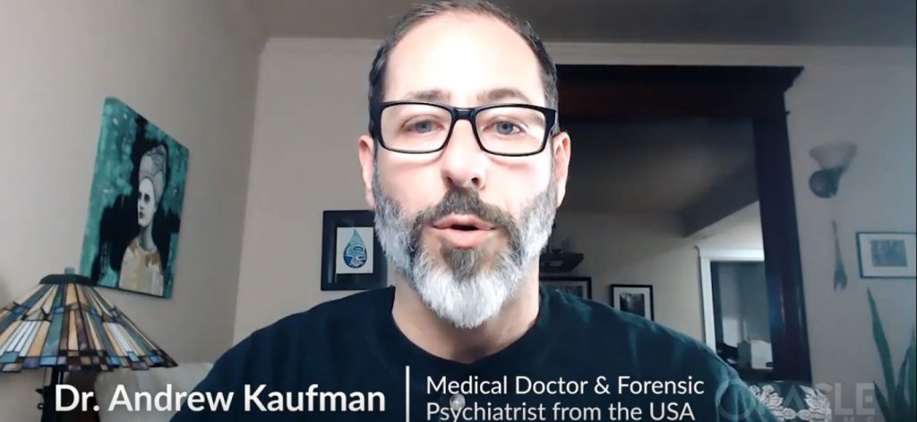 ¡NO tomes la vacuna! Advertencia de más de 20 médicos internacionales.